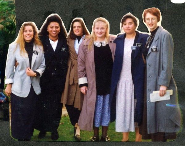 Sisters Viljoen, Afualo, Ross, Carroll, Wesche & ???? sorry forgot her name.
Wanda  Afualo-Carey
14 Jun 2003