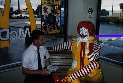 Elder O'Neil teaching a golden investigator across the road from the Sydney Temple in 92 (this is the same picture that was in the 92 yeabook)
Stephen John ONeil
11 Apr 2001