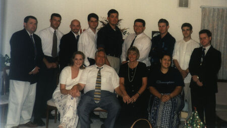 The Nielsen's visited Perth in December 97 and the missionaries from Perth who served with them got together for an impromptu meet.
Stephen John ONeil
11 Apr 2001