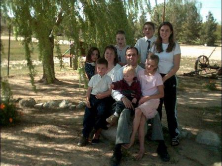 Beazel Family
Vernon A Beazel
04 Jun 2001