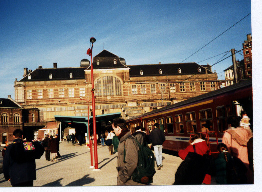 I had to wait three weeks before there was enough sun to take this picture, it seemed like it was always raining. This is a side shot of Elder Fournier, we used to ride the rails alot back and forth to Liege.
Don  Sagle
21 May 2003