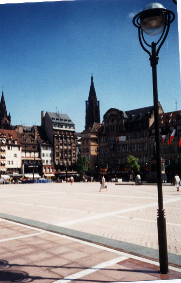 Alot of memories here in the center of Strasbourg. We spent many days contacting people here. There was always someone to talk with or at least try to talk with.
Don  Sagle
21 May 2003