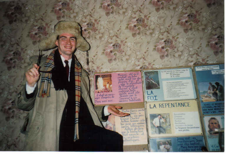 Remember the Street Meetings?  Very cold district work day in Valenciennes.  Note the wallpaper.  Same as in Elder Turvaville's District photo taken a year earlier.  Wonder if it's still there?
Steve  Jarman
08 Mar 2004