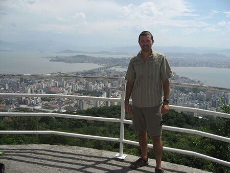 Em cima do Morro da Cruz em Florianopolis.
Richard Alan McCue
12 Mar 2009