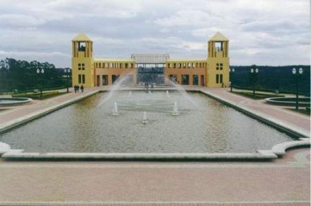 Parque Tanguá / Tanguá Park
Jouber  Calixto
04 Nov 2002