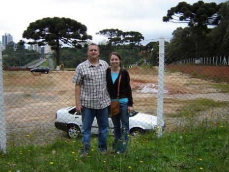 Mais uma foto.
Brandon Barrick and Jouber Calixto
19 Feb 2006