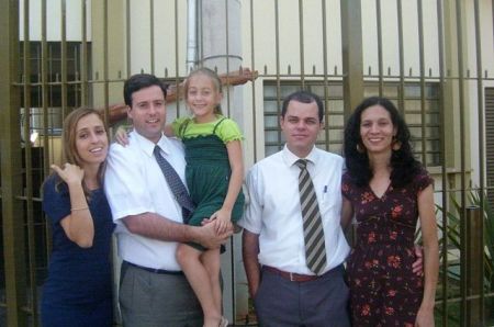 Foto de 07/10/2007. Final da transmissão da conferência da igreja, ala Barroca, estaca Belo Horizonte Oeste.
Rodrigo Rizzutti Sette
10 Oct 2007