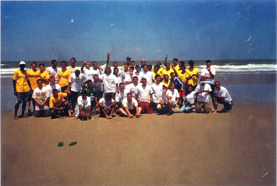 Reuniao da Missao de Natal 2000, Sao Luis. Formos a praia (linda de mais!) e jogamos futebol e comemos muito e divertimos.
Michael Spencer Parker
21 Feb 2006