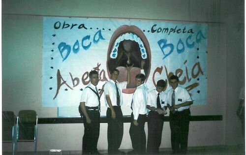 Boca Cheia
Adriano Figueiredo Amores
23 Oct 2003