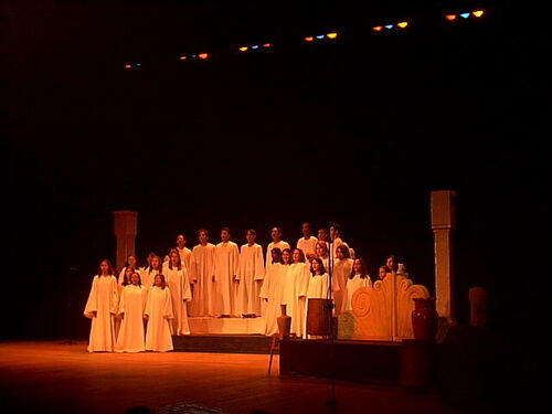 Apresentação de Natal em 2005. Multi-estacas. Missão BH Oeste
Patricia de Oliveira Silva
26 Oct 2006