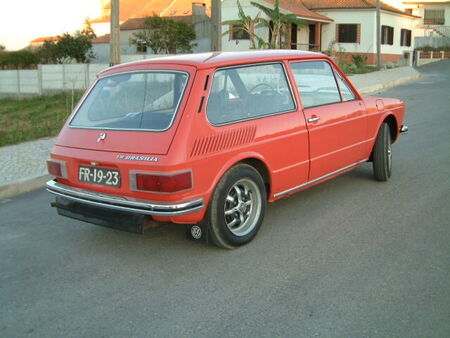 Um modelo do carro Brasilia (VW), ano 1977
Maria Ana Cross
04 Sep 2002