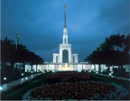 O novo Templo de São Paulo será re-dedicado no dia 22 de Fevereiro de 2004.
Mission Network
03 Feb 2004