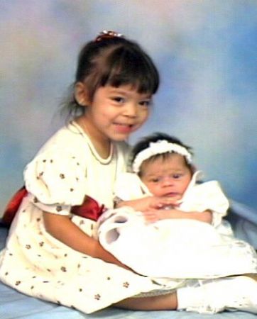 Camilla & Kaitlynn
Brandon C. Peterson
05 Sep 2004