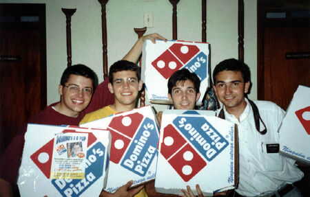 Tivemos a bênção de receber uma generosa doação onde formamos um fundo para pizzas domino's. :)
Márcio  Dantas
05 Sep 2004