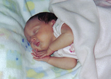 Minha linda(sou super mae coruja sim!!!hehehe) filha Claire, quando fez 1 mes.
Darley  Beers
13 May 2004