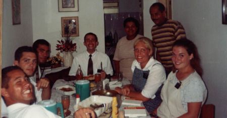 Eu, E. McQuay, E. Parreira, E. Landvatter, S. Brog, S. Munden, Carminha e Bispo Zildo.
Diego Caires Cardoso
25 Feb 2005