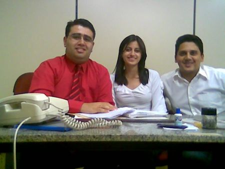 Eu e meus estagiários no trabalho
Armindo R. Medina Jr.
20 Sep 2005