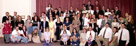 Reunion em Abril 99 com o Presidente Milder e familia.
Daniel Gibby
09 Jul 2001