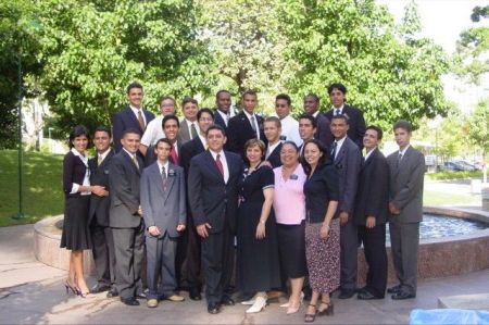 Esta foto foi tirada na reunião com Presidente Simplicio ao templo de Recife no 16 de Julho 2005.

This picture was taken at the reunion with Presidente Simplicio at the Recife temple on July 16th, 2005.
Daniel Gibby
27 Jul 2005