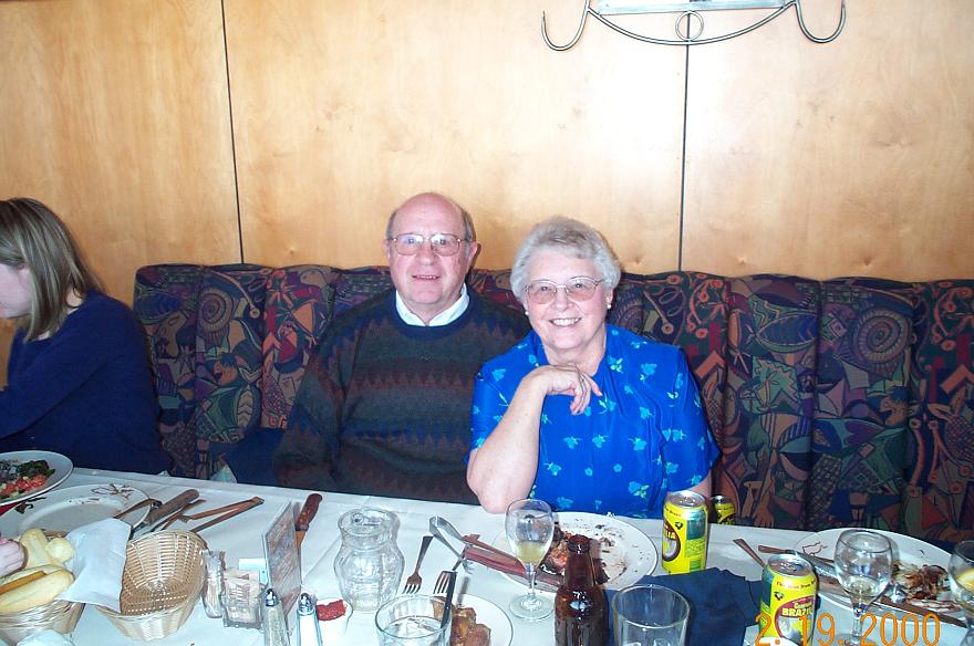 Amato Reunion 2000 Picture 28
Cade Hoff
18 Jun 2002