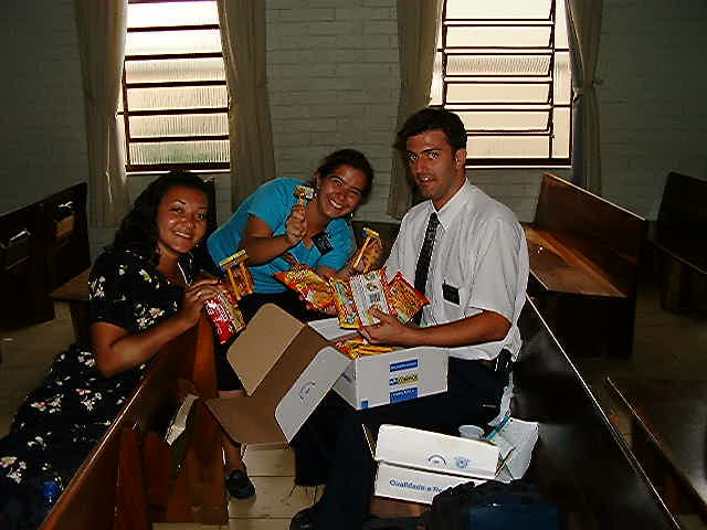 Packages from home
Sister Tavares, Sister Alves, Elder Messias
Richard S. Bangerter
30 Oct 2002