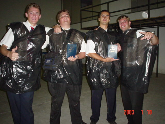 E. Robinson, E. Olsen, E. Peterson e E. J. Rodrigues - Jan/2003 - Itapevi, Jandira - SP
Jesse Jr. M. Rodrigues
04 Jan 2005