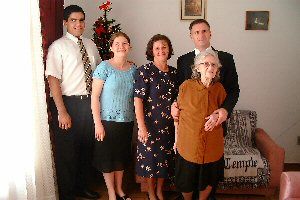 President Prieto - Sorocaba Stake - and Family
Richard S. Bangerter
04 Feb 2004