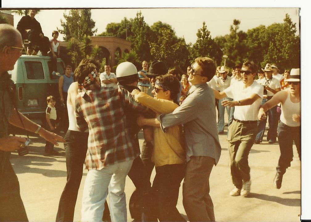 Good thing law enforcement was on hand.
Larry  Smith
29 Jan 2011