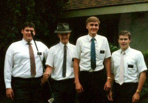 Elders Martin, Swainston, Davidson and Carter outside Apartment in Covina
Lee H Martin
13 Nov 2001