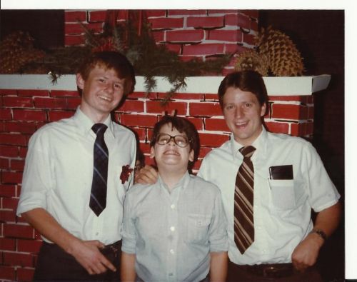 President Zachreson's Son with Elder Anderson and Elder Smith.
Larry  Smith
29 Jan 2011