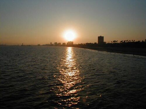 Nice Sunset overlooking from the Long Beach Shoreline.
Matai Ikona Tupola
06 Mar 2006