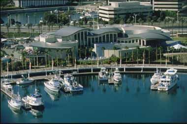 Here is a wonderful picture of the Long Beach Aquarium of the Pacific
Matai Ikona Tupola
20 Oct 2005
