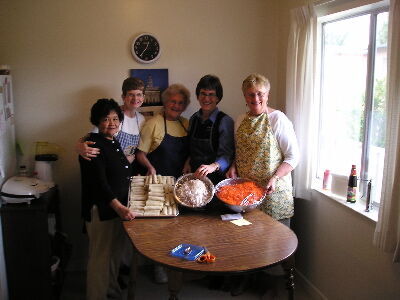 Senior sisters have a lesson in learning how to make egg rolls by a Cambodian branch expert
Robert Lewis Bauman
24 Apr 2005