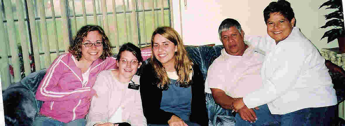 left-right
Hnas. Gwilliam, Pierce, Stoker, Bro. & Sis. Rivera  3/05
Tiffany Anne Johanson
28 May 2005