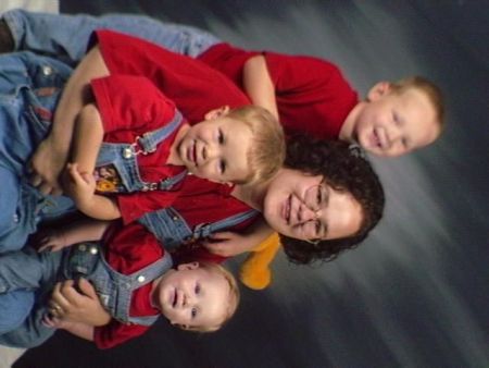 This picture was taking for Rey Benjamins 2nd Birthday
Tonya Lyn Carroll
24 Jul 2001