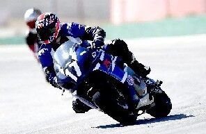 Im starting my road racing career out in cali where you can ride year around.  Im doin' as many track days as i can.  160+ MPH!!!
brett arthur bergener
05 Apr 2005