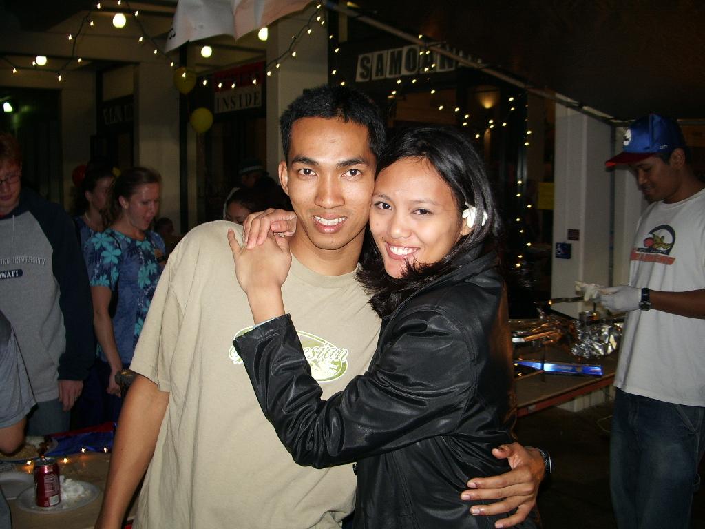 Aloha! This is my husband Tol and I at BYU Hawaii. We've been married a little over a month. Anyways, adios!
Jenny Leialoha Doria Koim
26 Jul 2006