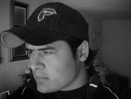 i look like some mexican actor what do you say?? :p
Alberto Enrique Morales
18 May 2007