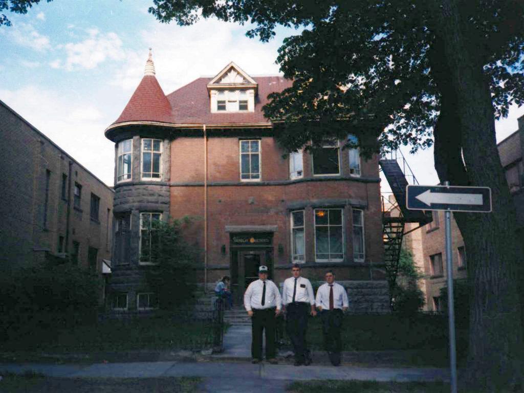 I had two Compainions for a little over a month in Winnipeg, this is were we lived. This was also my last place as I went home.
Michael Jolly Goodfellow
14 Mar 2006