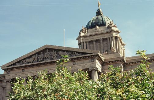 Manitoba provincial building summer 1976
Loren H Evans
07 Jul 2007