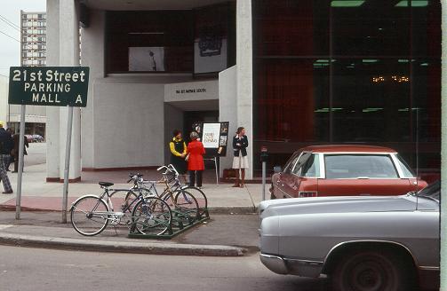 Saskatoon street tracting (2)  spring 1977
Loren H Evans
07 Jul 2007