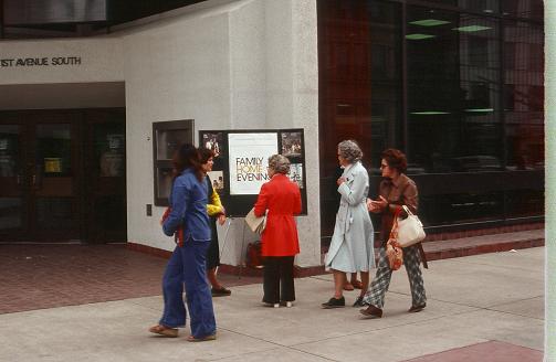 Saskatoon street tracting (3) spring 1977
Loren H Evans
07 Jul 2007