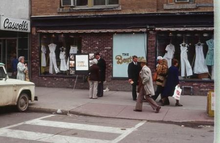Saskatoon street tracting spring 1977
Loren H Evans
07 Jul 2007