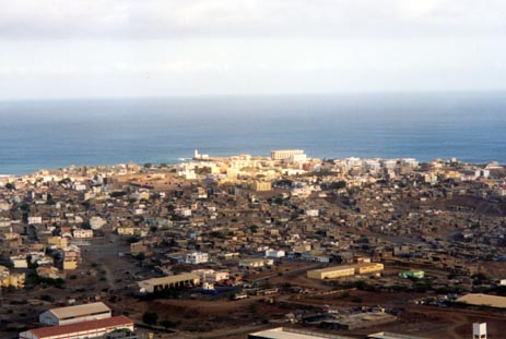 A nice view of Praia from the highest point  near the city.
Darin  DeMille
20 Nov 2002