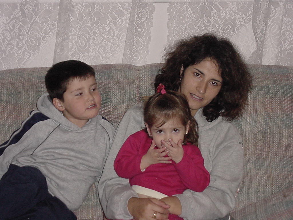 mi esposa ximena (hrm Daurte), wes, y loreto
justin j pyne
16 Nov 2002