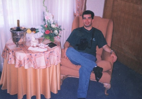 en la habitacion matrimonial
Victor Ariel  Valdes Erazo
14 Apr 2003