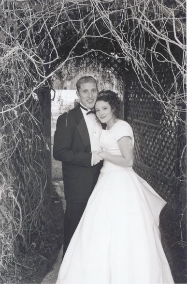 (witty caption goes here) ...............um, just me and my wife
Mark Alan Millard
08 Mar 2004