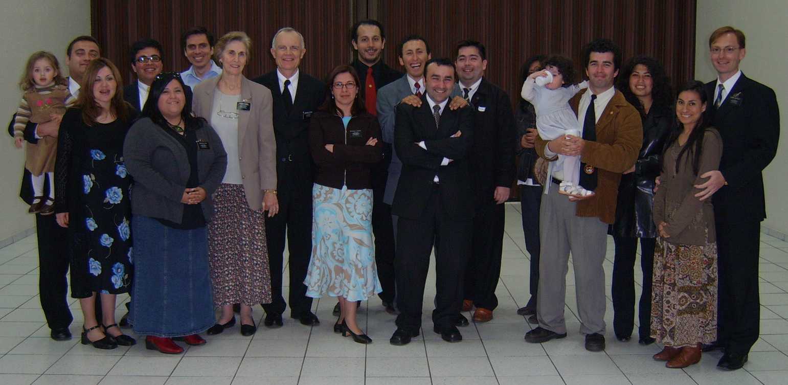Recuerden que nos juntamos el Sabado 14 de abril al lado del templo para reunion de exmisioneros en Santiago, corran la voz entre sus contactos y espero vayan mas que a la ultima, atte Ariel Valdes
Victor Ariel  Valdes Erazo
11 Apr 2007