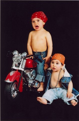 Disfruntando de la Vida.... Antes de ser MISIONEROS!!! JaJaJaJa!!!
Mauricio  Peralta
03 Sep 2008