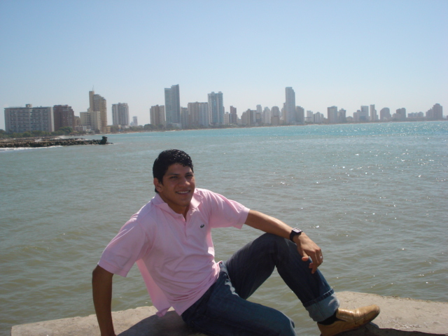 paseo por la ciudad
dantes pier gomez mercado
22 Jan 2009